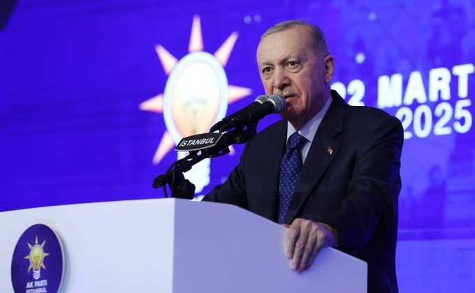 Erdoğan: Çıkar şebekeleri CHP’yi boğazına kadar çamura bulaştırdı