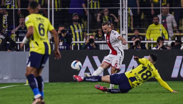 Fener ağır yaralı ! Zirvede fark 9 puan oldu