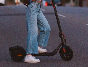 Segway, 220 bin scooterı geri çağırıyor!